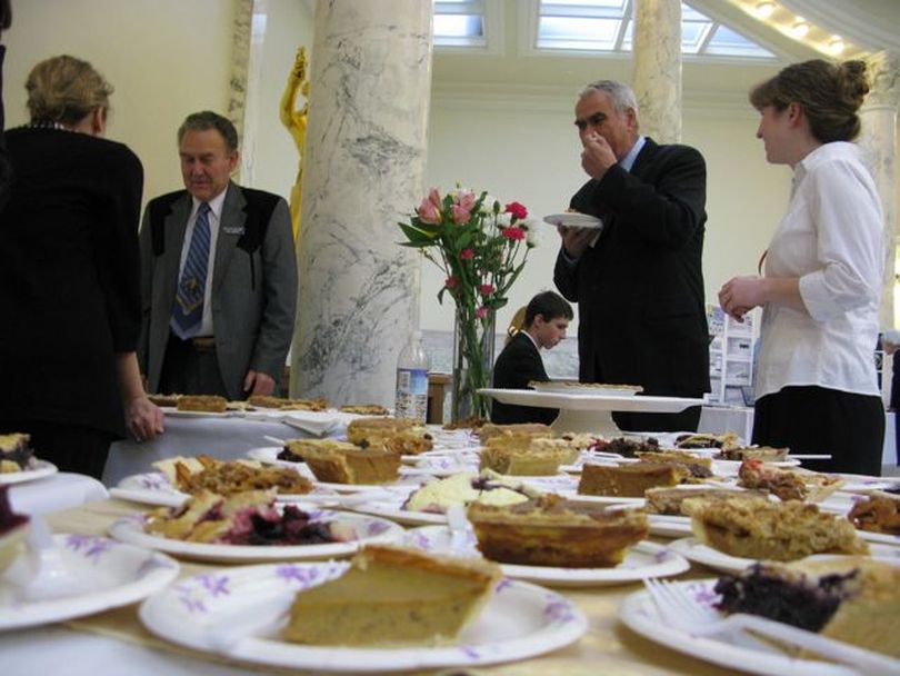 Lawmakers enjoy homemade pie at the annual 