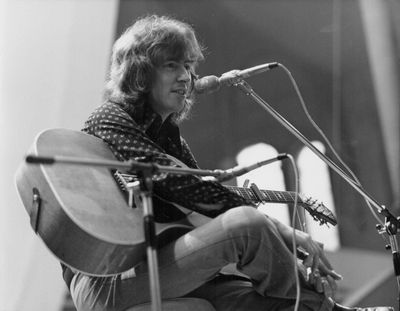 Scottish musician Al Stewart is pictured performing circa 1970. Stewart with his Empty Pockets Band will perform at the Bing Crosby Theater on Thursday.  (Colin Fuller/Redferns)