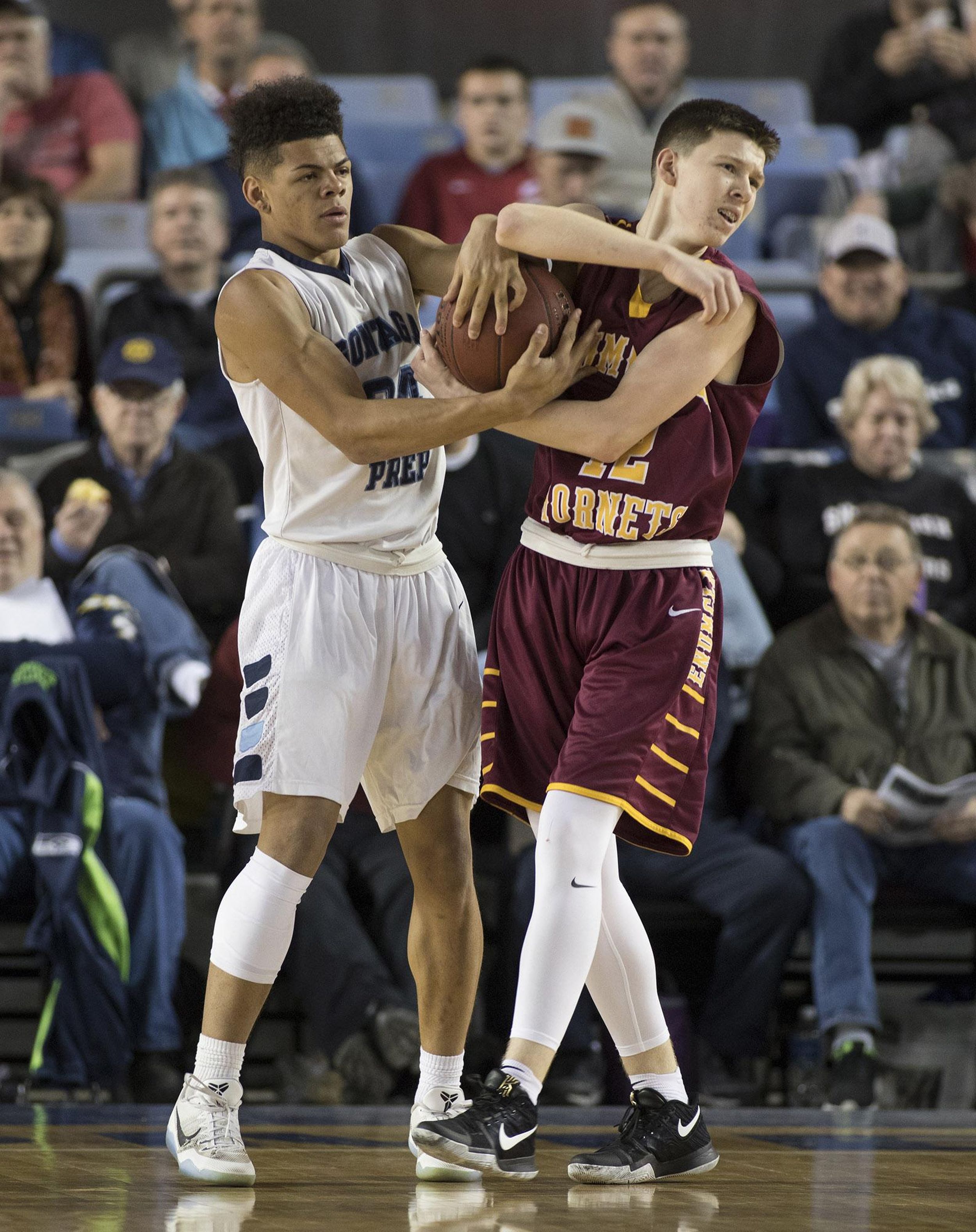 Gonzaga Prep boys advance to Tacoma, survive strange game