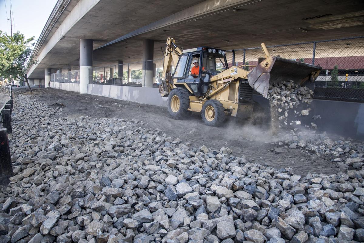 Basalt rocks placed to prevent homeless camps - Aug. 31, 2017 | The ...