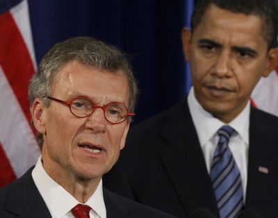 President-elect Barack Obama stands with Health and Human Services Secretary-designate Tom Daschle at a news conference in Chicago in December 2008.  (File Associated Press / The Spokesman-Review)
