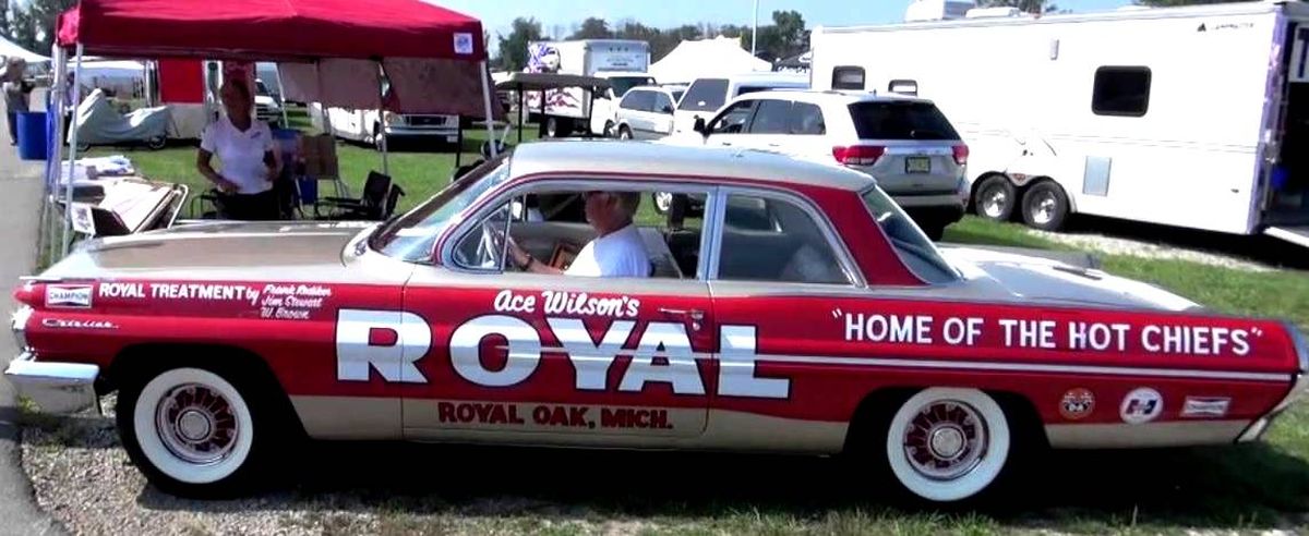 The 1962 Pontiac Super Duty 421 was one of the early muscle cars that set the pace on the nation’s drag strips. Rated at 405 horsepower, the two four barrel version was really cranking out an easy 450. Pictured is a restored 1962 SD 421 Catalina driven by Jim Wangers. (Compliments Royal Oak Pontiac)