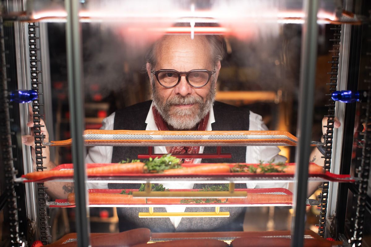 Alton Brown will bring his “Last Bite” tour to the First Interstate Center for the Arts on March 26. (Food Network)