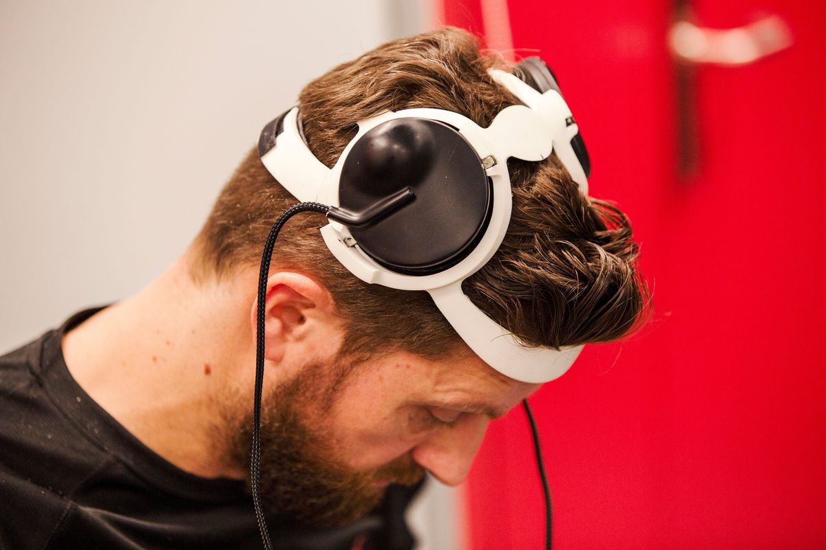 A paralyzed man can walk naturally again with brain and spine implants