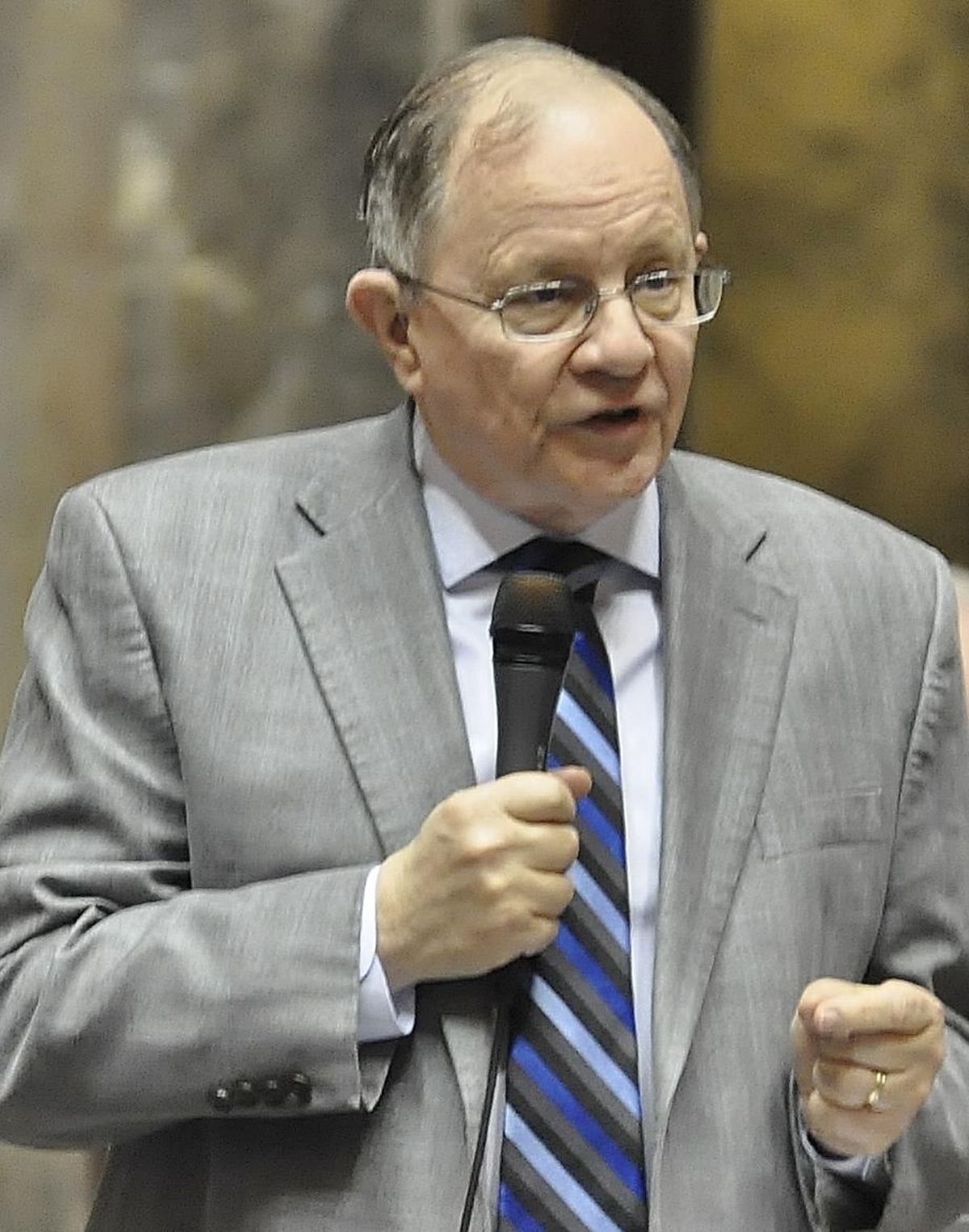 OLYMPIA – Sen. Mike Padden, R-Spokane Valley, makes a point during a floor debate on a bill in late February. (Jim Camden / The Spokesman-Review)