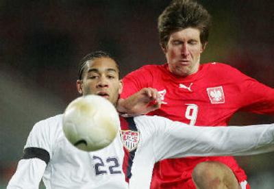 
Oguchi Onyewu, left, will lead the American defense against the dangerous Czech offense. 
 (Associated Press / The Spokesman-Review)