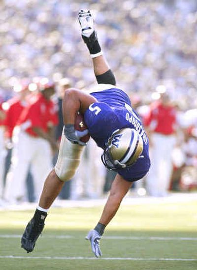 Washington fullback Zach Tuiasosopo caught five passes Sunday, the second-highest on the team.
(Associated Press / The Spokesman-Review)