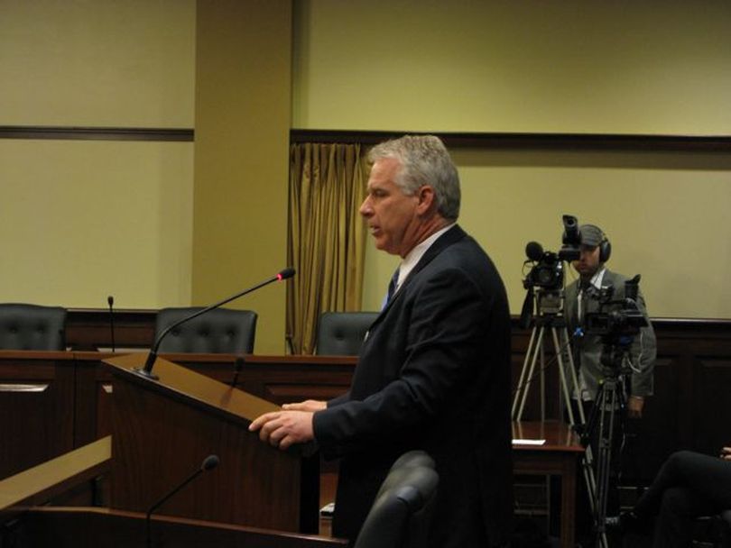 Rep. Phil Hart, R-Athol, apologizes to a House Ethics Committee on Friday. 