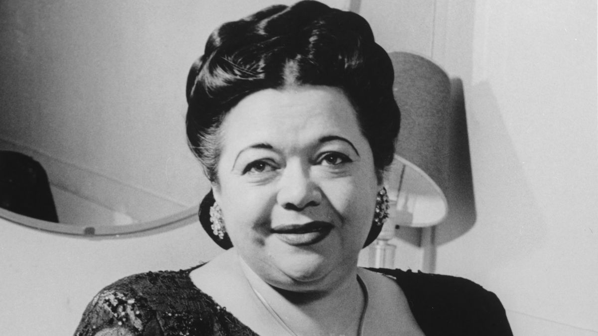 In this 1946 photo taken by William Gottlieb, jazz singer Mildred Bailey is shown at the Aquarium in New York City.  (William P. Gottlieb)