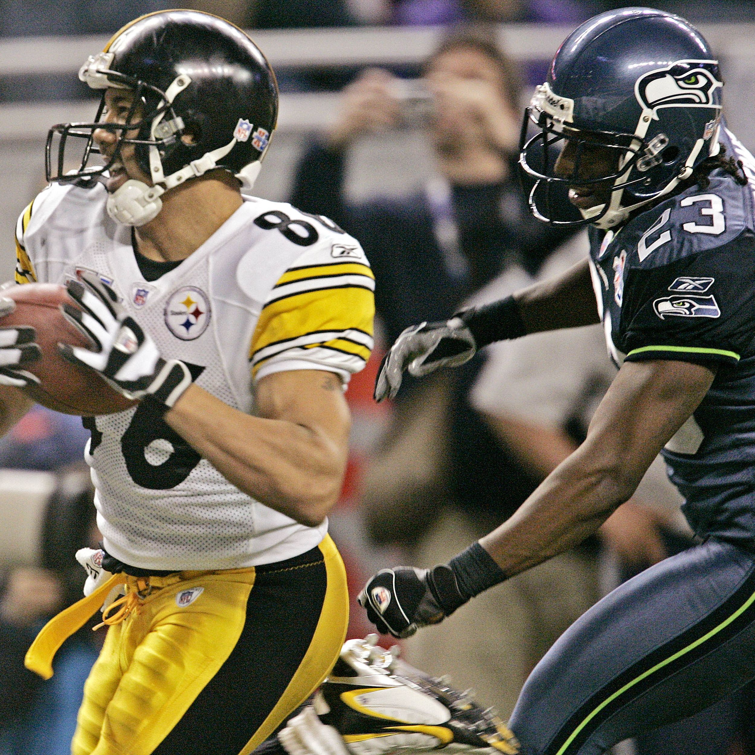 Pittsburgh Steelers win 'one for the thumb' at Super Bowl XL