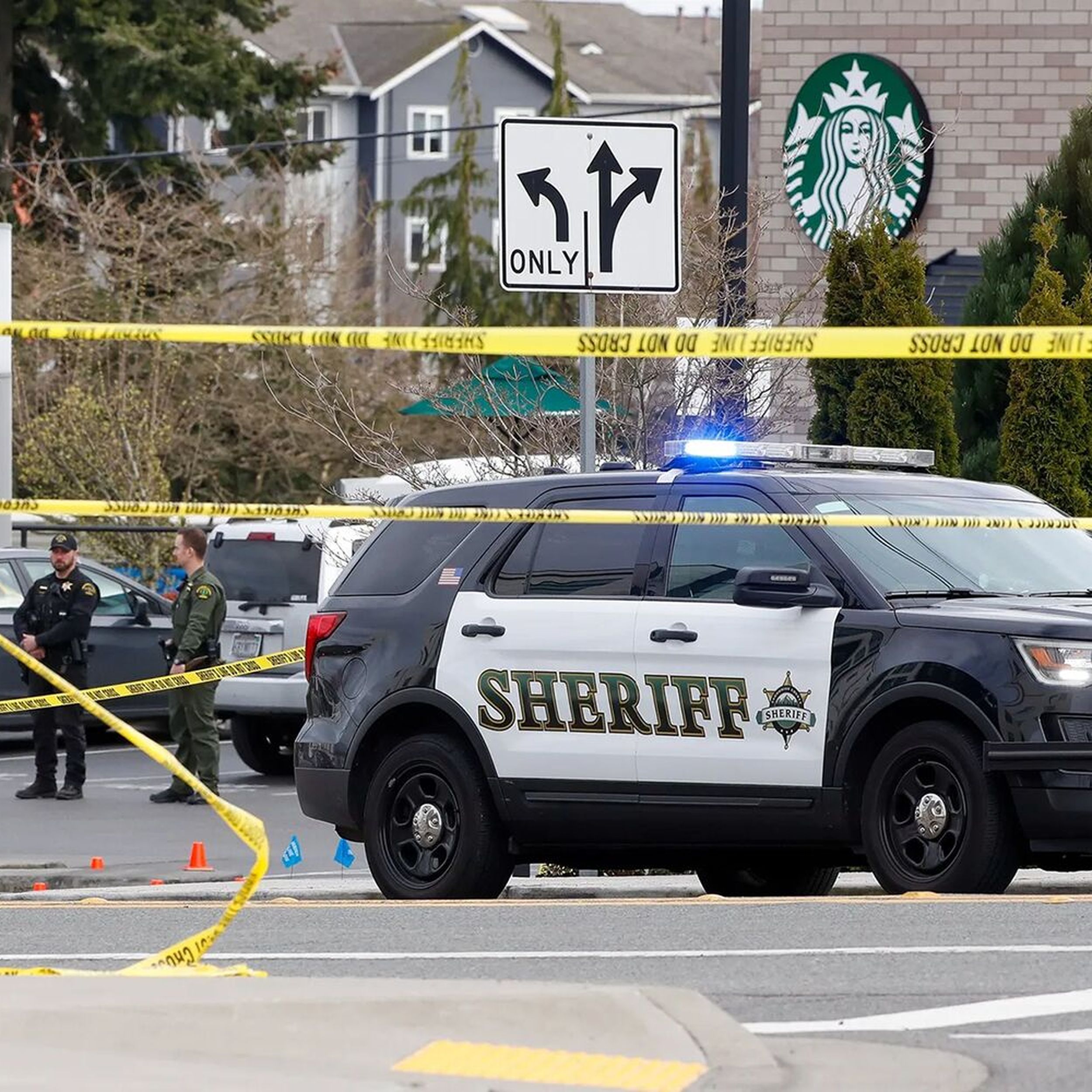Everett Police Officer Shot Killed In Line Of Duty Friday Suspect In Custody The Spokesman Review