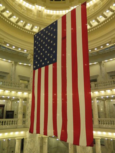 Idaho Capitol rotunda, Monday, Jan. 8, 2018 (Betsy Z. Russell)