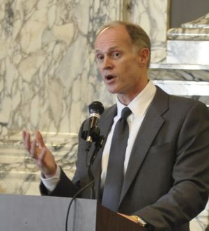 OLYMPIA -- Senate Majority Leader Rodney Tom addresses a group from Spokane in January 2014. (Jim Camden)