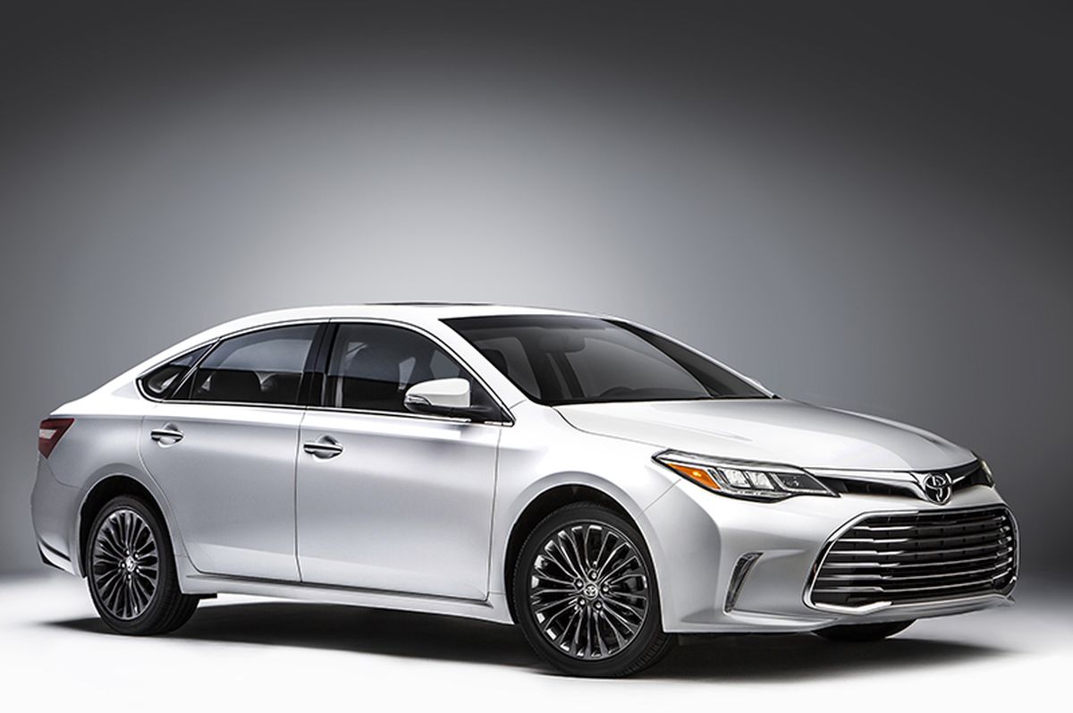 Toyota's large, near-luxury Avalon transcends the crossover craze | The