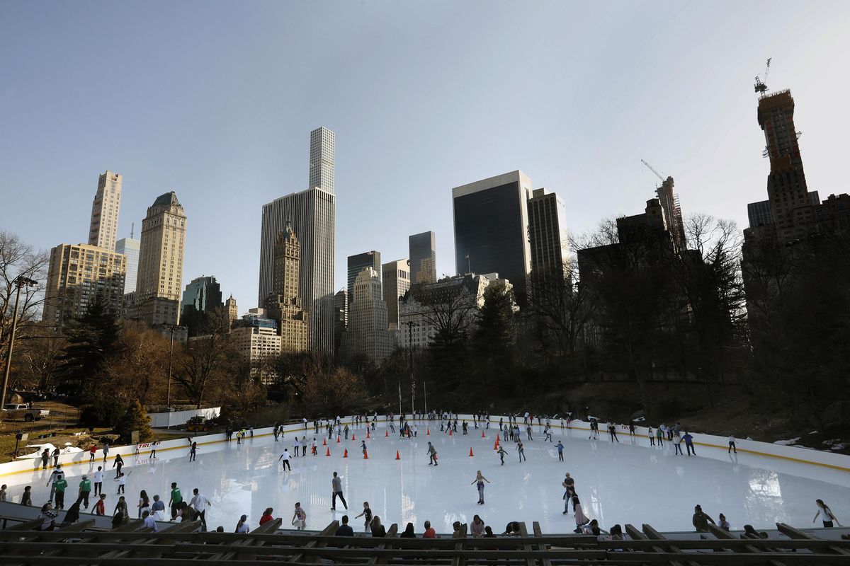 In the vicinity of Carnegie Hall you can visit the Wolman Rink in New York's Central Park. (Carolyn Cole/Los Angeles Times/TNS) (Carolyn Cole / TNS)