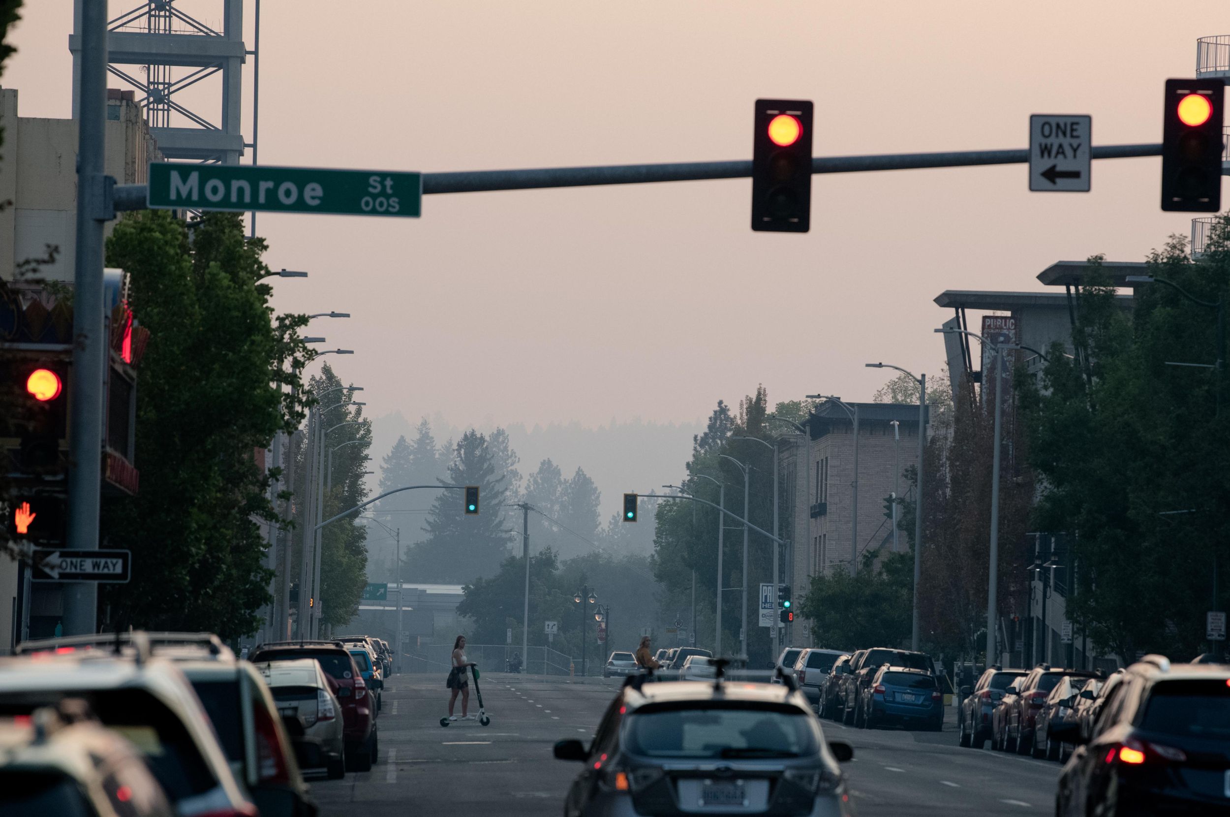 Smoke from regional wildfires settles in Spokane amid region’s hottest