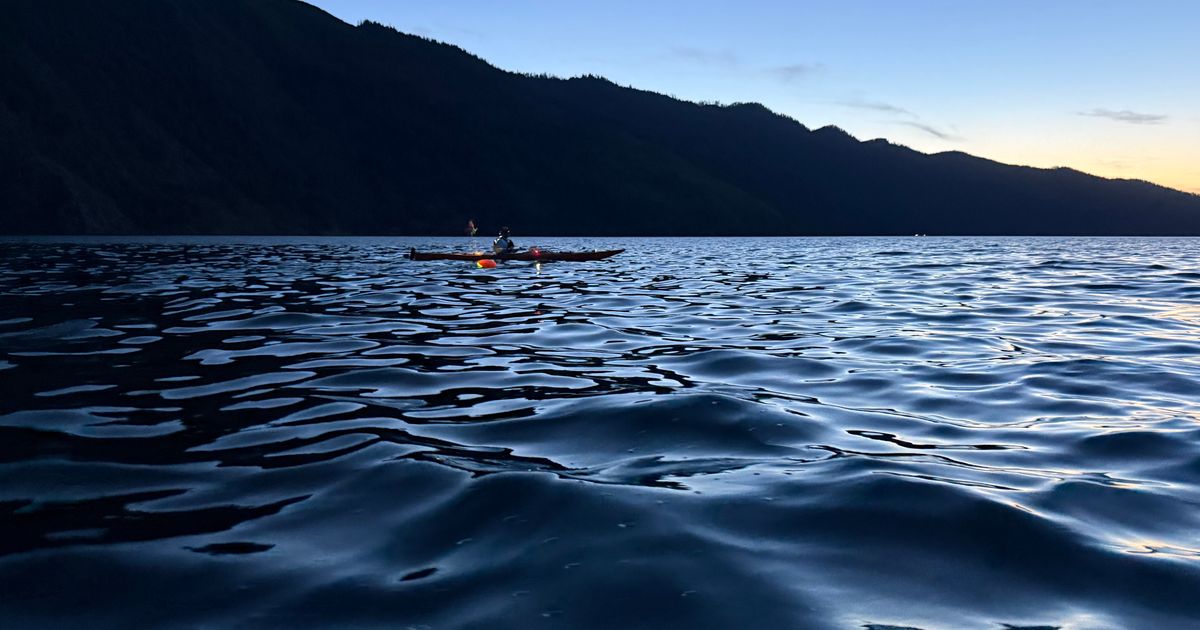 Going the distance: A 32-mile relay swim across Lake Pend Oreille | Ammi Midstokke