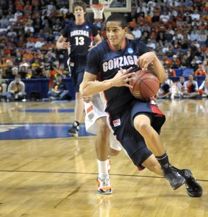 G.J. Vilarino of Gonzaga picks up his dribble and drives to the basket for a score during their game against Syracuse in Buffalo, NY, in the second round of the NCAA Tournament Sunday, March 21, 2010. (Christopher Anderson / Spokesman-Review)