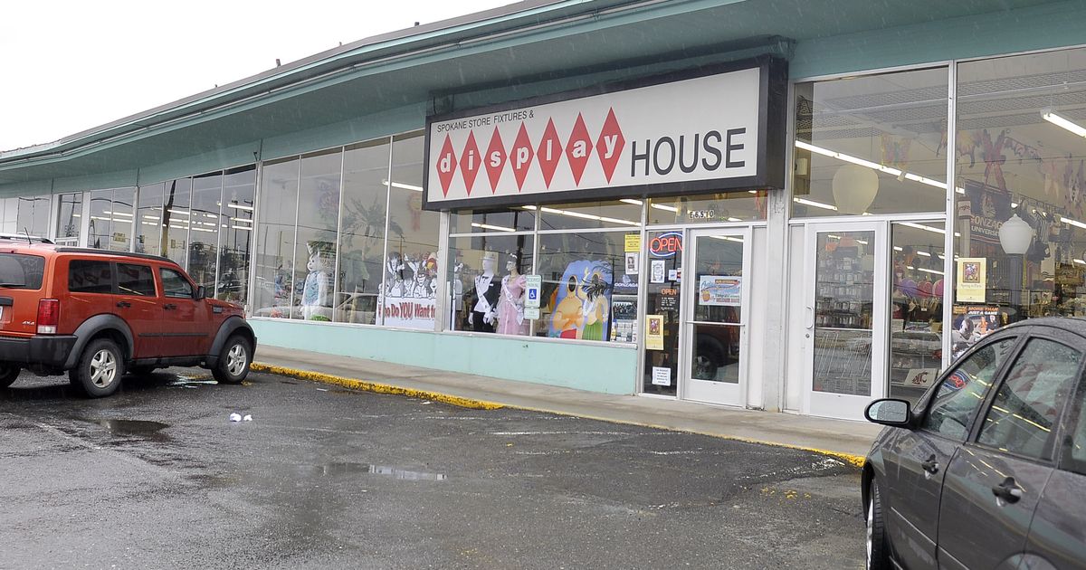 Display House, Spokane Valley costume and party supplier, plans to