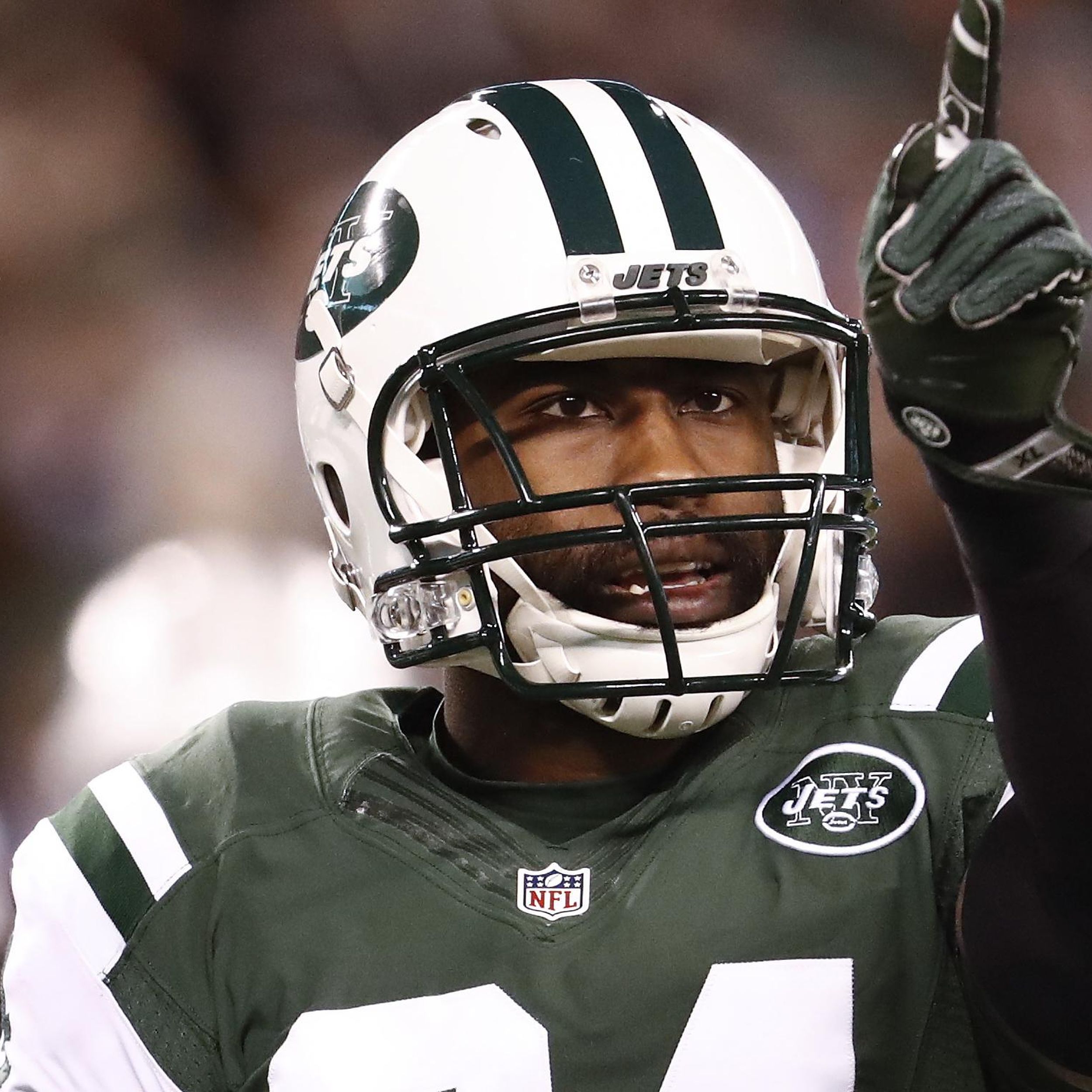 Chiefs Sign Darrelle Revis