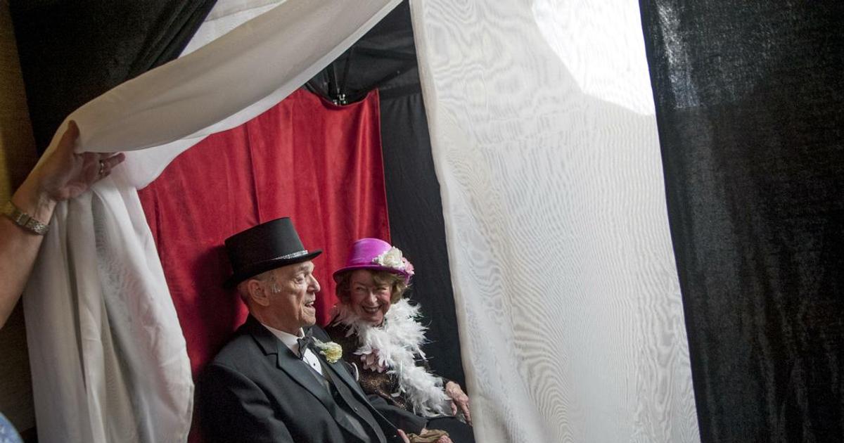 Senior prom at Riverview dances down memory lane