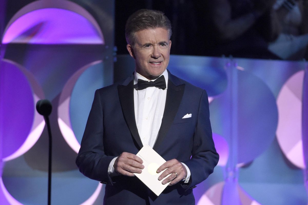 Alan Thicke presents the award for outstanding drama series writing team at the 42nd annual Daytime Emmy Awards at Warner Bros. Studios on Sunday, April 26, 2015, in Burbank, Calif. (Chris Pizzello / Chris Pizzello/Invision/AP)