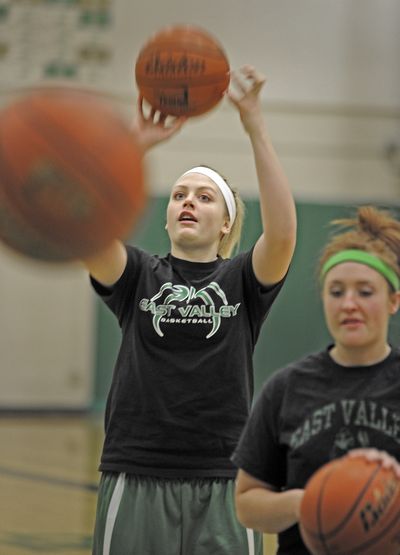 Erin Wallman is a 5-foot-9 post player for East Valley and what she may lack in size she makes up for in hustle. She is shown working with her teammates at practice Monday. (Christopher Anderson)