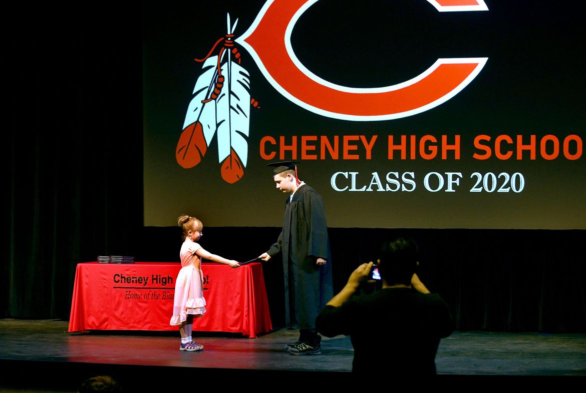 Cheney High School gives seniors a graduation to remember The