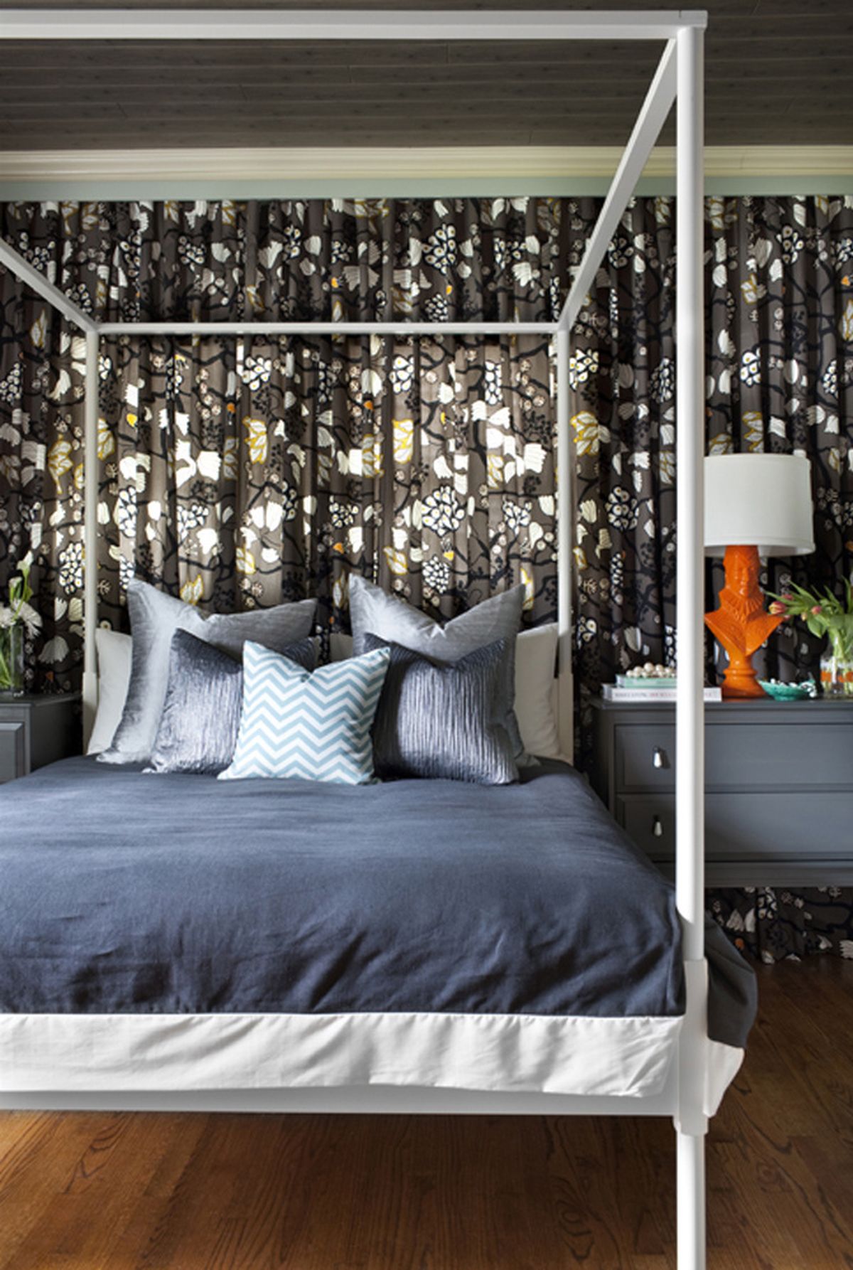To keep tween bedrooms equally as appealing to parents, designer Brian Patrick Flynn often uses gender-neutral grays, greens and oranges as well as a mix of metallics and bold patterns. 