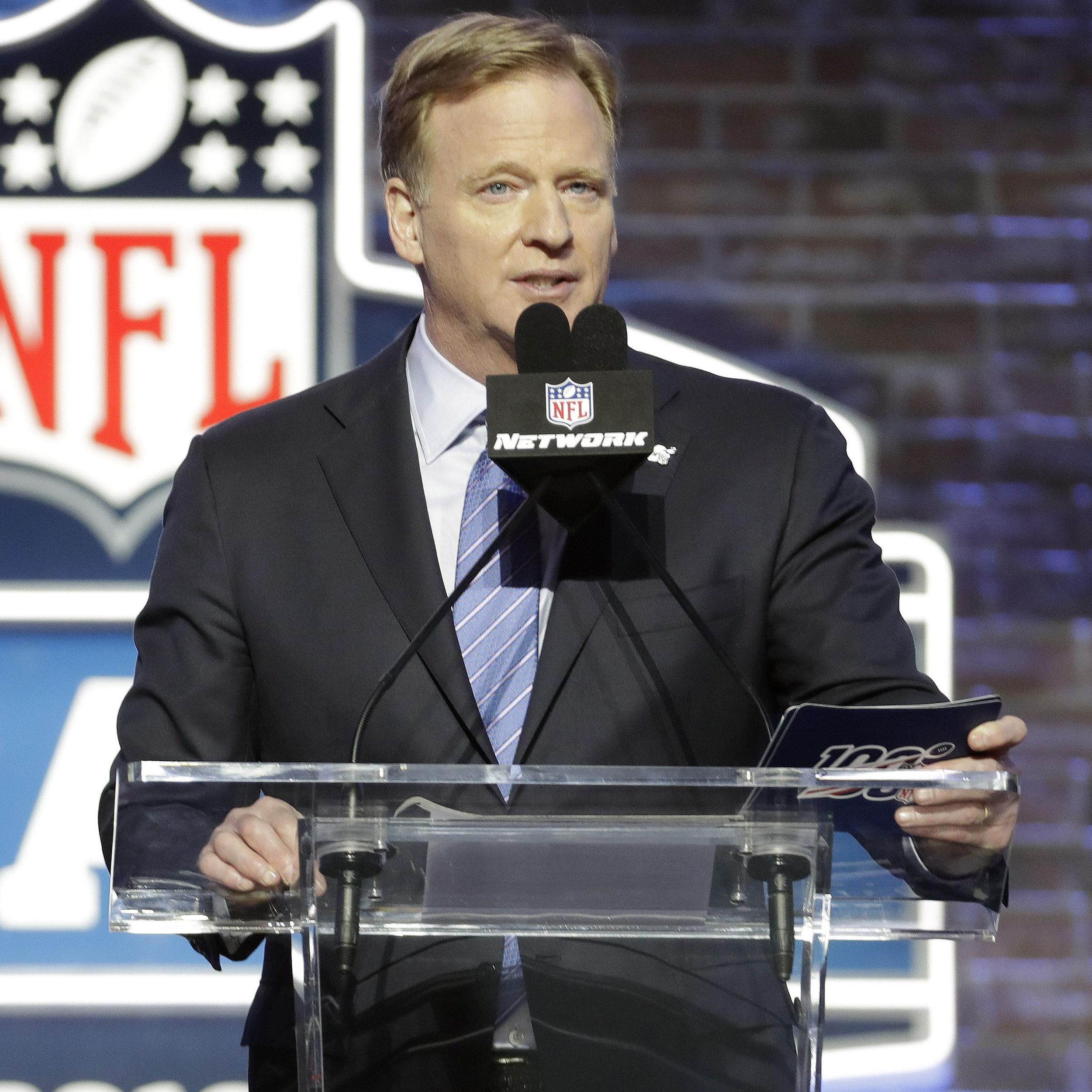 N.F.L. Draft 2020: No Goodell Hugs? No Boos? No Problem - The New