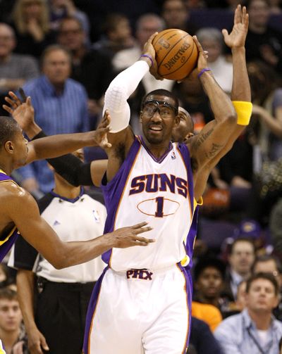Phoenix Suns’ Amare Stoudemire had 26 points over Los Angeles.  (Associated Press)