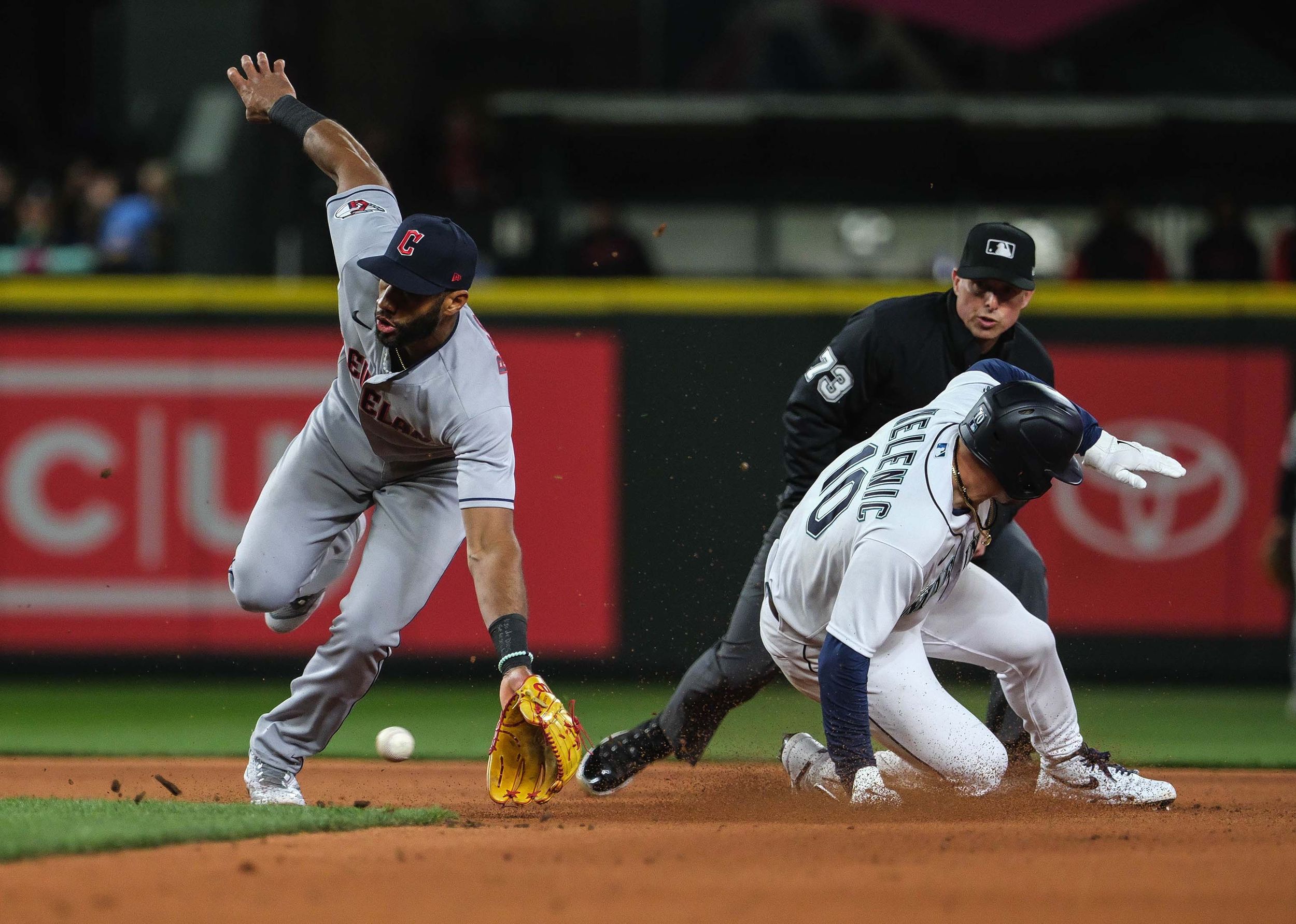 Analysis Mariners lineup more dynamic, but is it good enough to catch