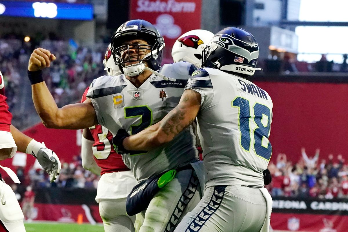 Russell Wilson hopes win over Cardinals gets Seahawks to playoffs