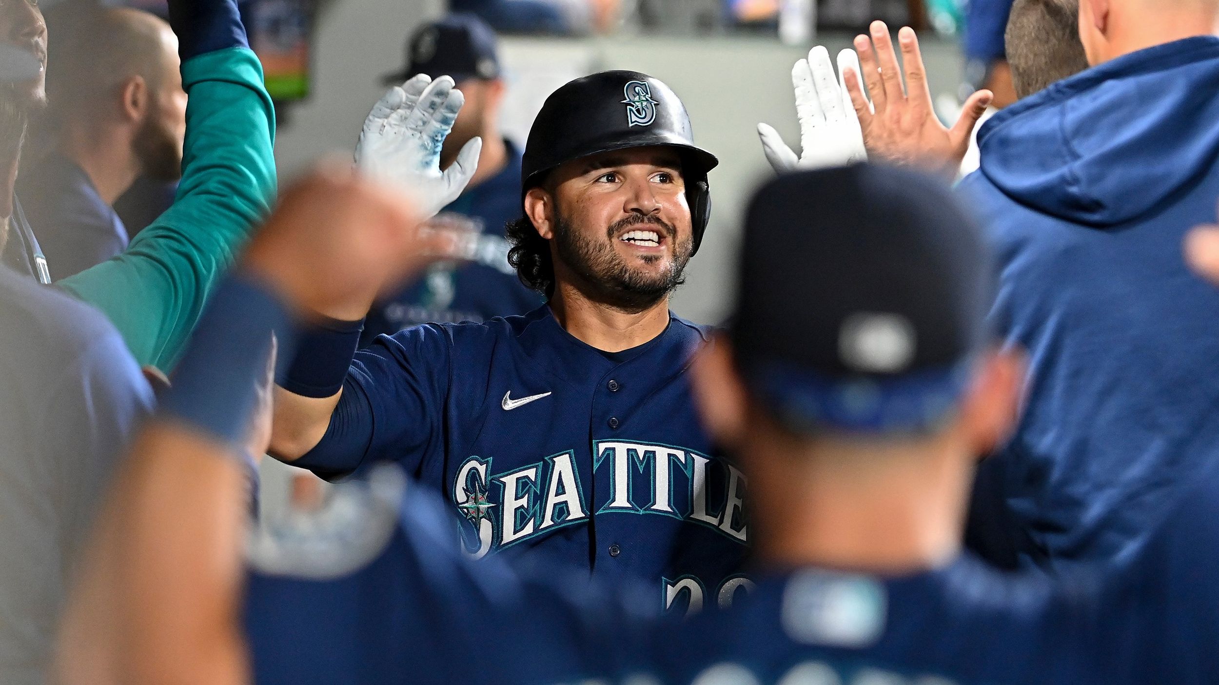 Larry Stone Commentary: Why Fans Dislike This Mariners Team So