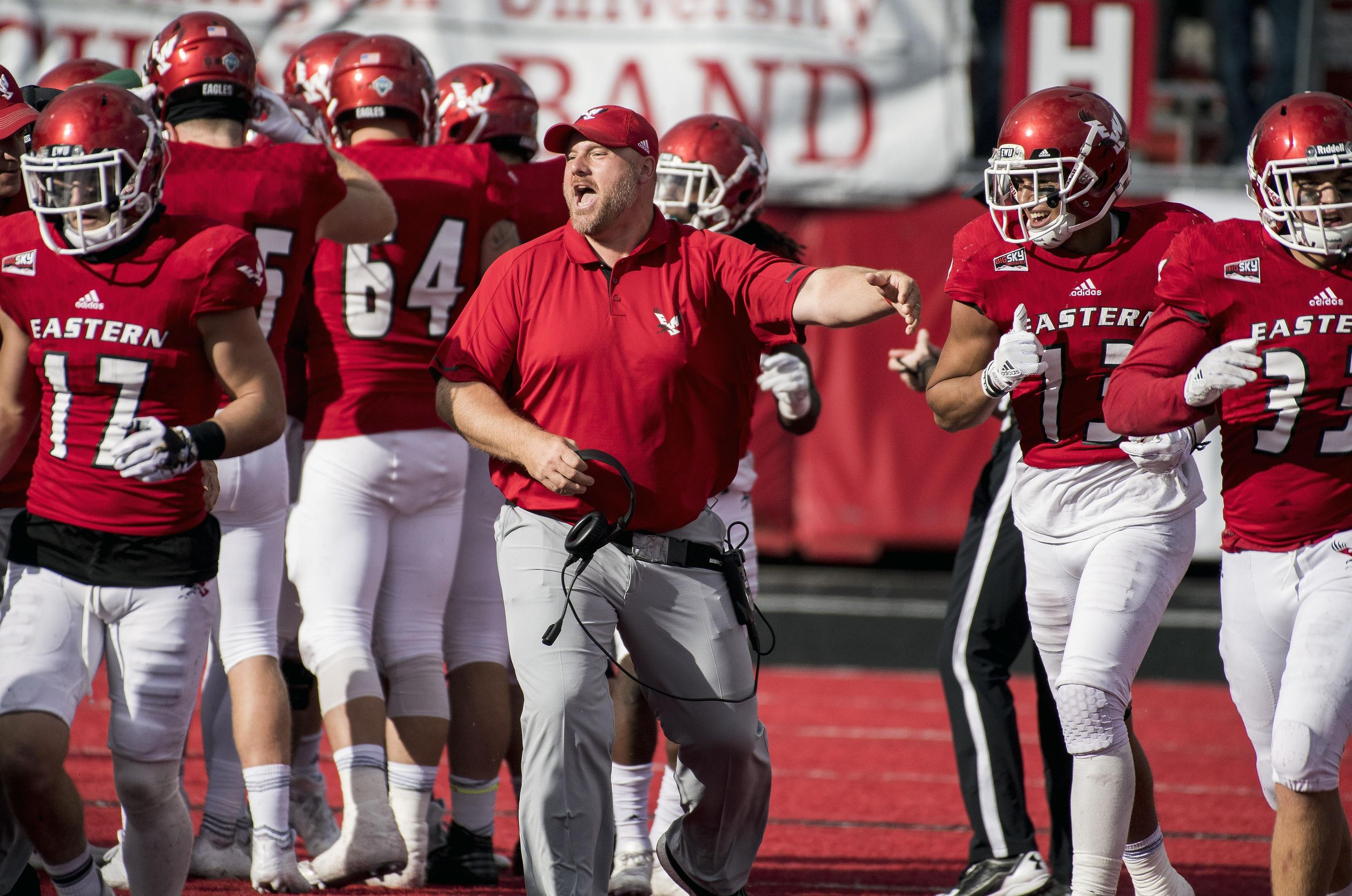 Eastern Washington football adds eight players in early signing period