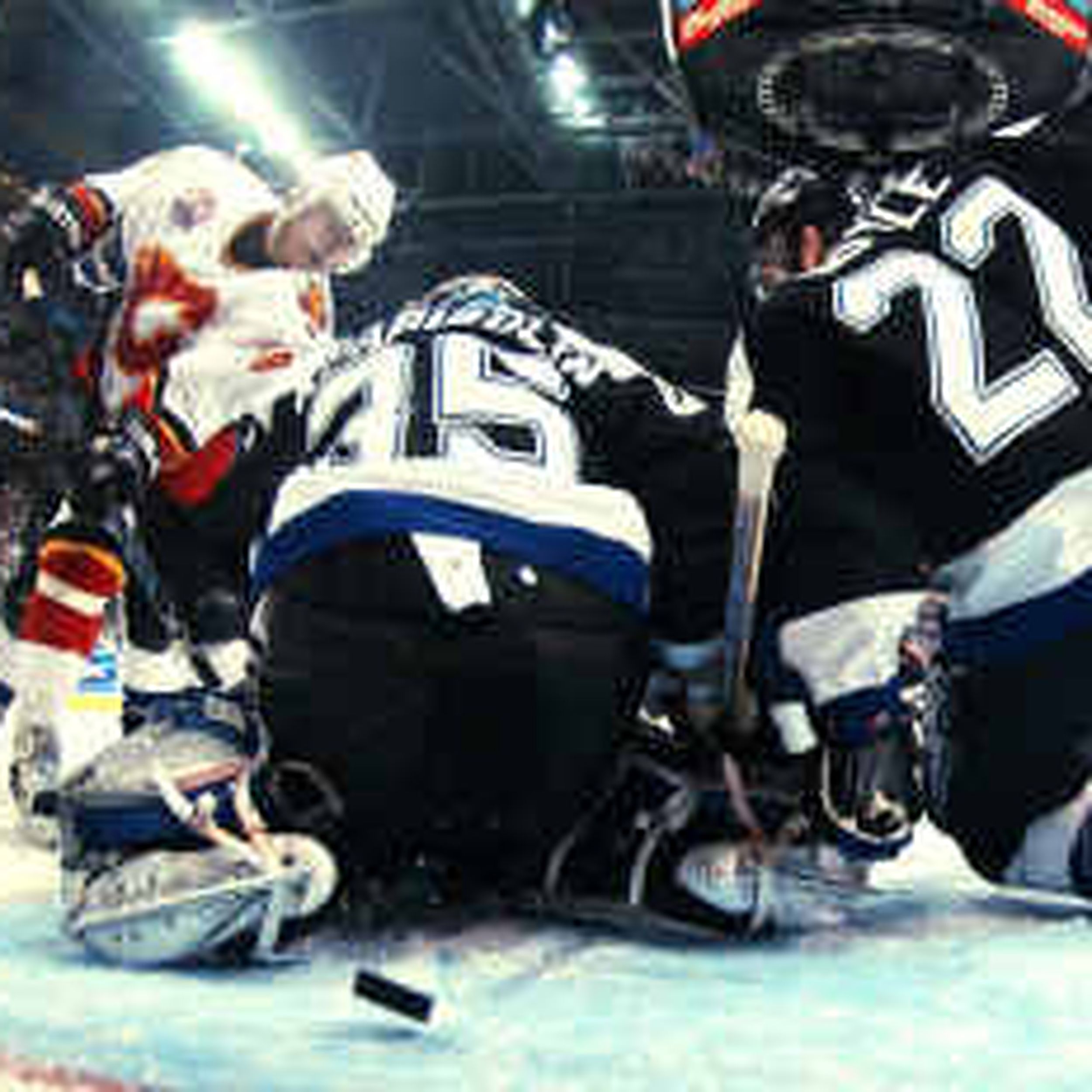 2001 NHL Stanley Cup Finals COLORADO AVALANCHE vs DEVILS Game 2 Program  BOURQUE
