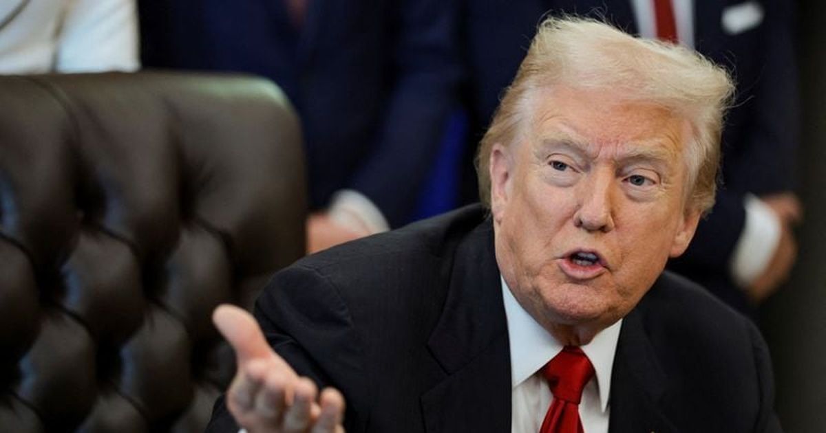 Talks to end government shudown look promising, Senate majority leader says