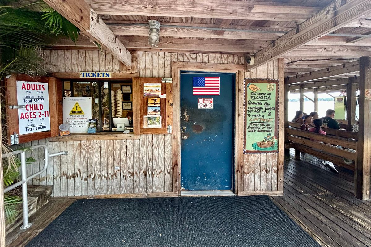 If you’re in Winter Park, Florida, try the Scenic Boat Tour, located a couple blocks from Park Avenue. (Michelle Stark/Tampa Bay Times/TNS)  (Michelle Stark/Tampa Bay Times/TNS)