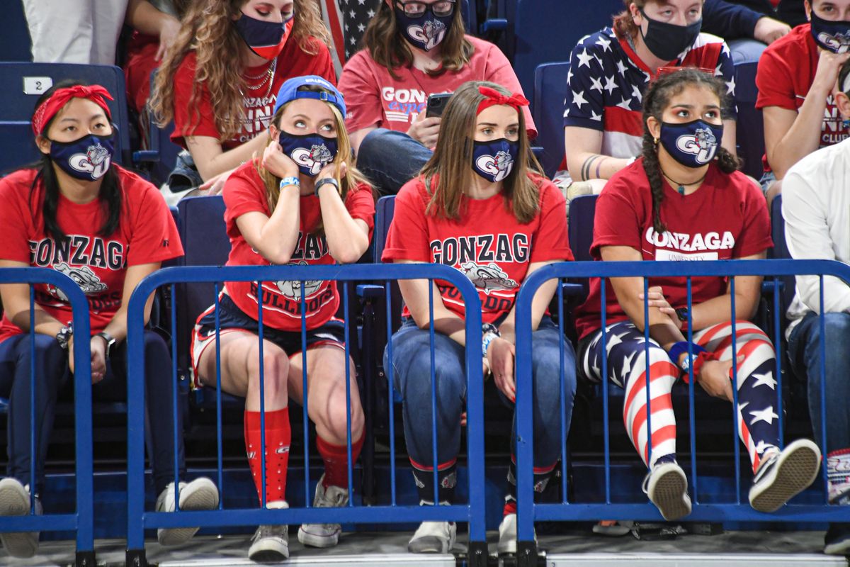 Gonzaga University students watch the clock tick down in the McCarthey Athletic Center as the Zags lose to Baylor on Monday.  (Dan Pelle/THESPOKESMAN-REVIEW)