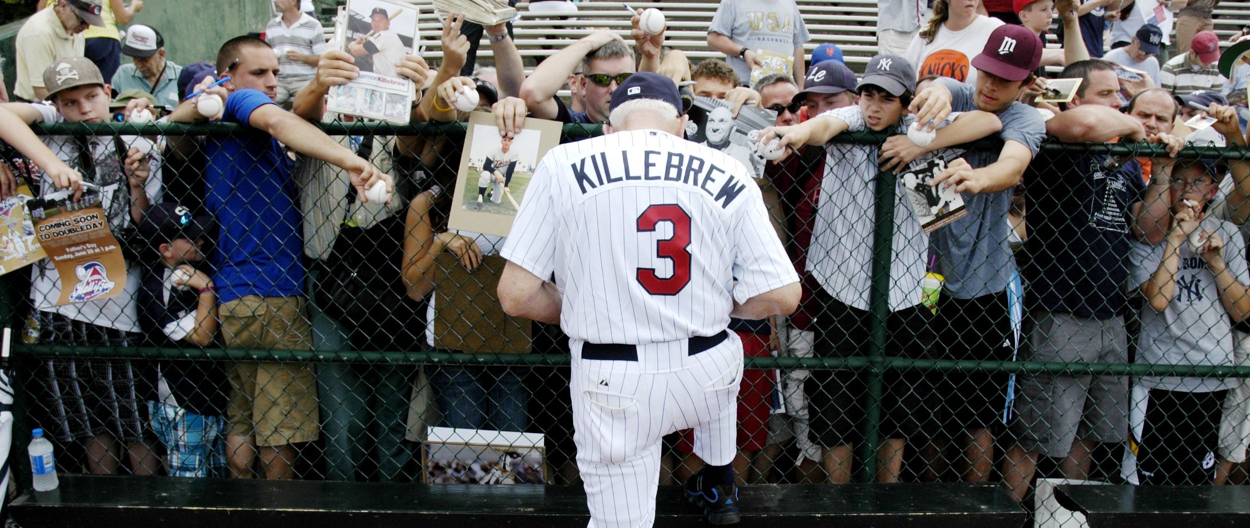 Hall of Famer Harmon Killebrew dies at 74