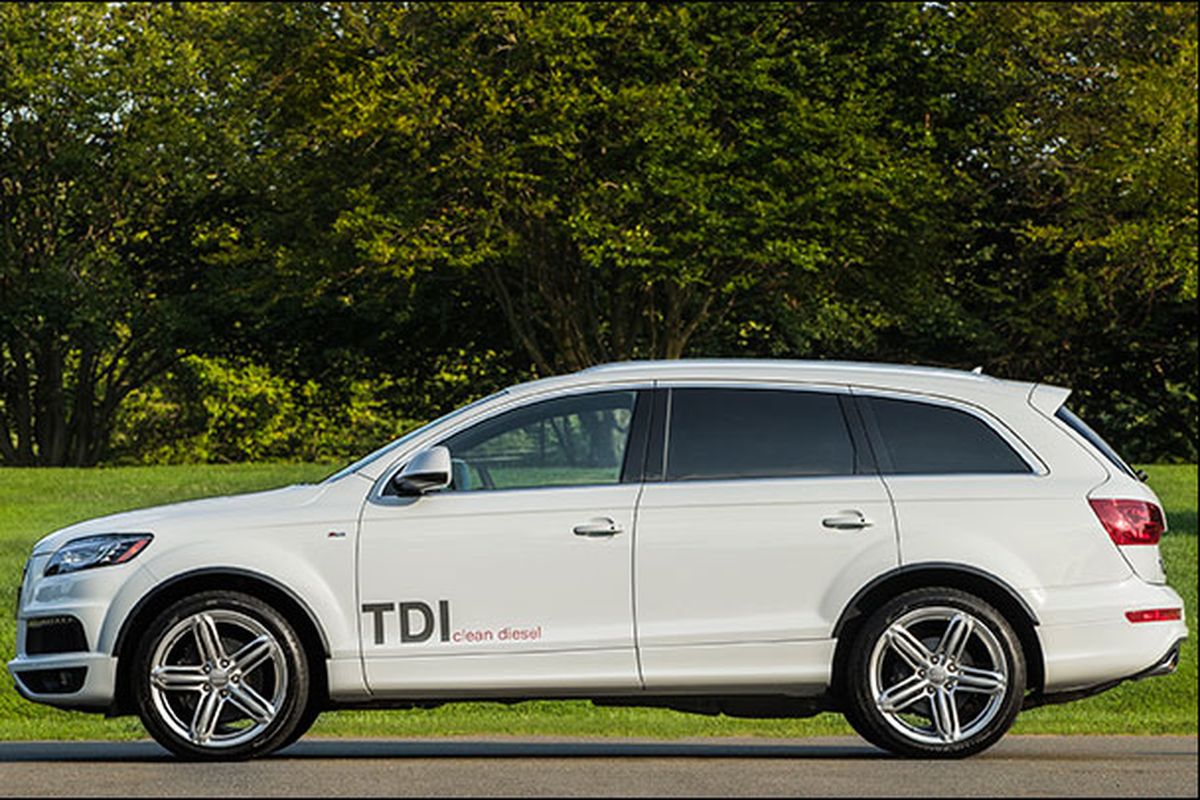 Audi’s Q7 is a big, meaty slice of German engineering, a 5,200-pound, seven-passenger crossover that lustily consumes the open road. (Audi)