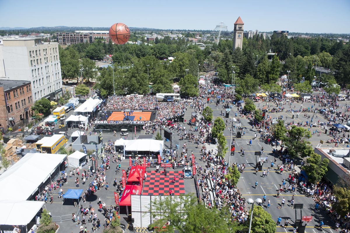 Hoopfest crowds fill downtown Spokane around Stevens Street and Spokane Falls Boulevard Saturday, June 24, 2017. (Jesse Tinsley / The Spokesman-Review)