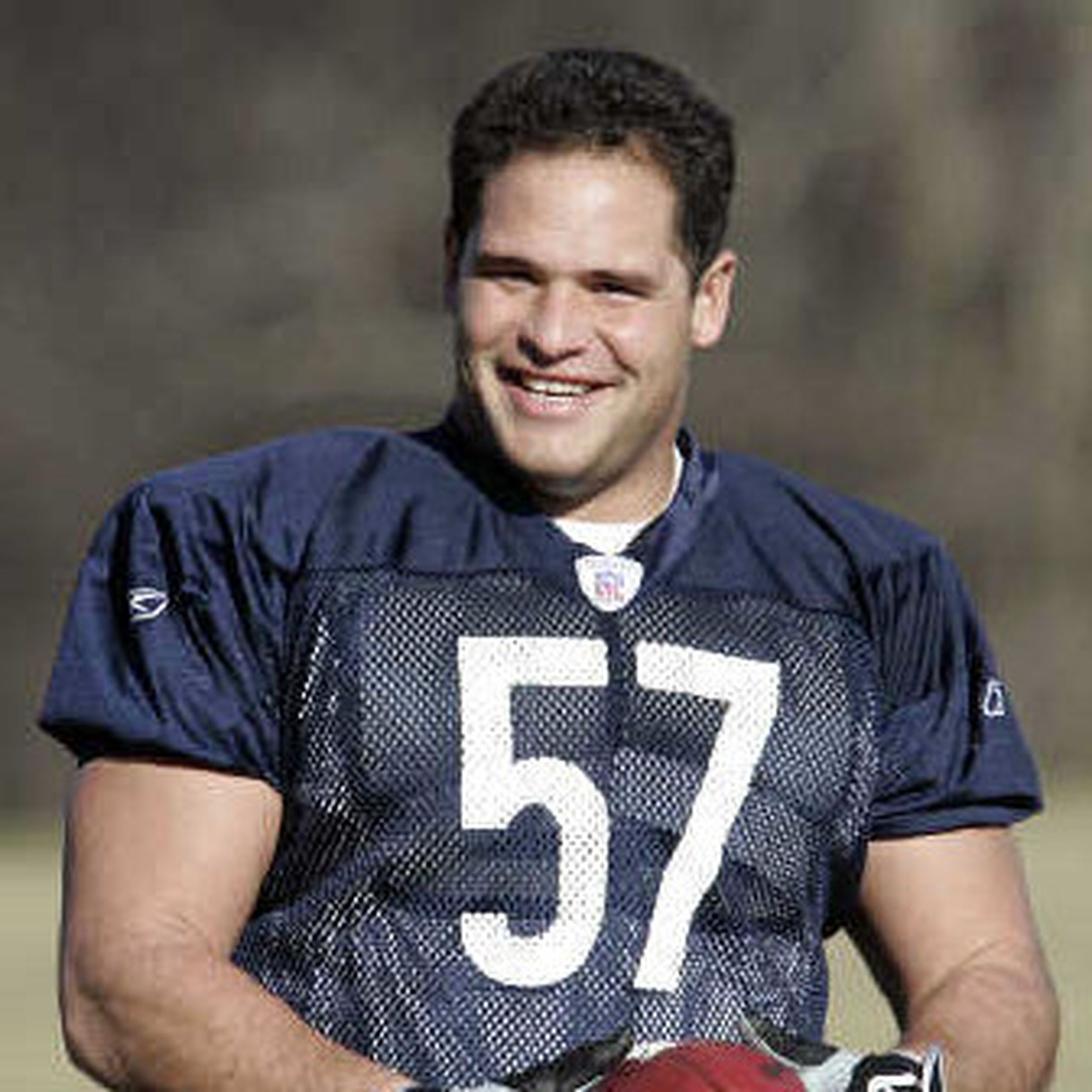 Bears once offered Olin Kreutz $15 an hour to serve as O-line consultant