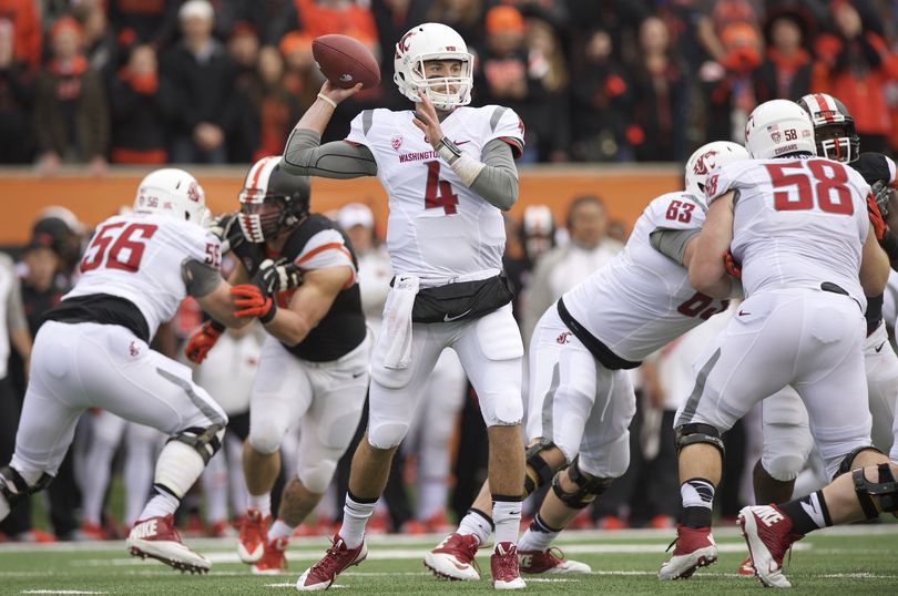 Luke Falk, making his first career start for Washington State, completed 44 of 61 passes for 471 yards and five touchdowns during a 39-32 Pac-12 Conference victory at Oregon State on Nov. 8. (Associated Press)