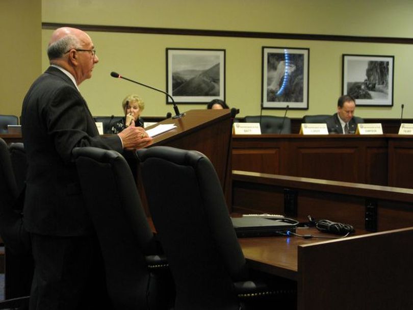 Bill Roden, lobbyist for the Coeur d'Alene Tribe, presents new tribal policing legislation to the House State Affairs Committee on Thursday. The committee agreed to introduce the bill, clearing the way for full hearings. (Betsy Russell)