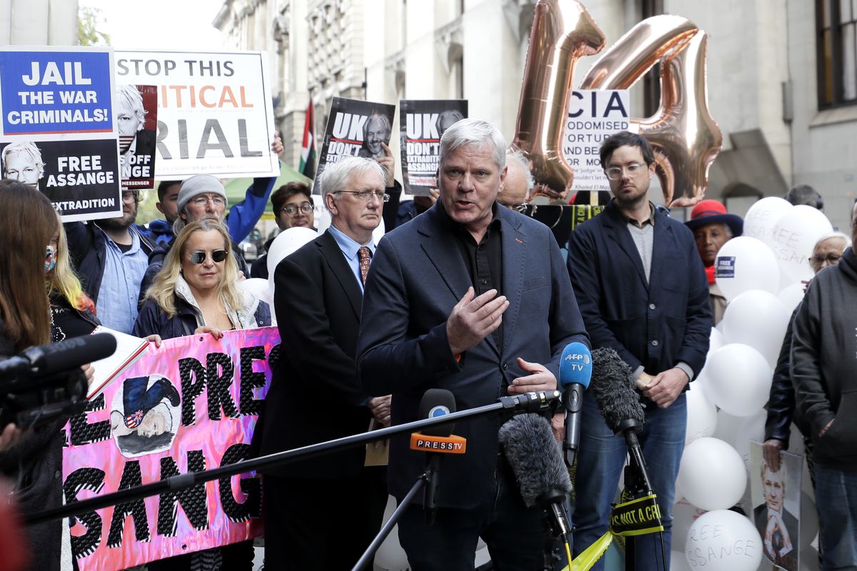Kristinn Hrafnsson editor in chief of Wikileaks gives a statement outside the Old Bailey in London, Thursday, Oct. 1, 2020, as the Julian Assange extradition hearing to the US ended, with a result expected later in the year.  (Kirsty Wigglesworth)