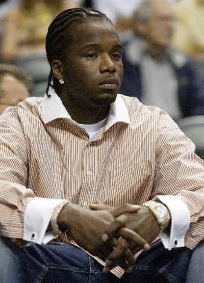 
Indiana Pacers forward Jermaine O'Neal has a chance of playing Saturday against Detroit.
 (Associated Press / The Spokesman-Review)