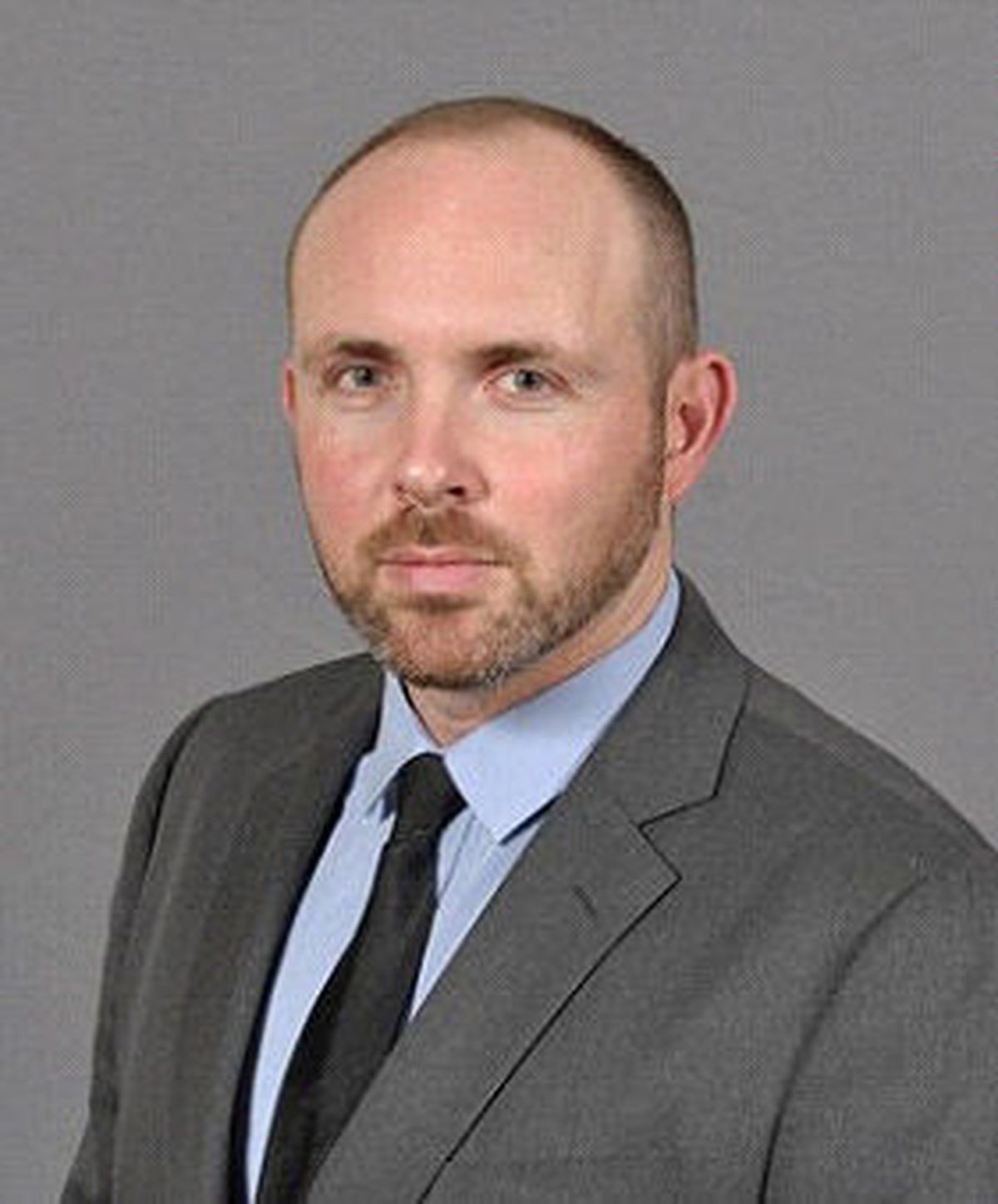 Locally UI athletic trainer Chris Walsh earns recognition from Mueller