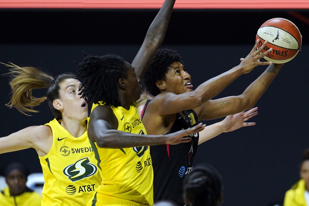 Las Vegas Aces break WNBA first-half scoring record in win over