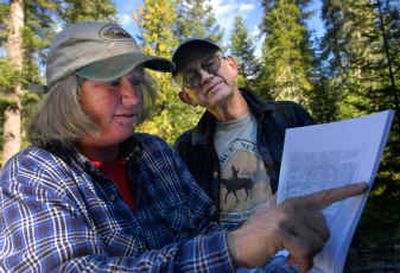 
Mollie and Gene Eastman of Weippe,  Idaho, discuss their book, 